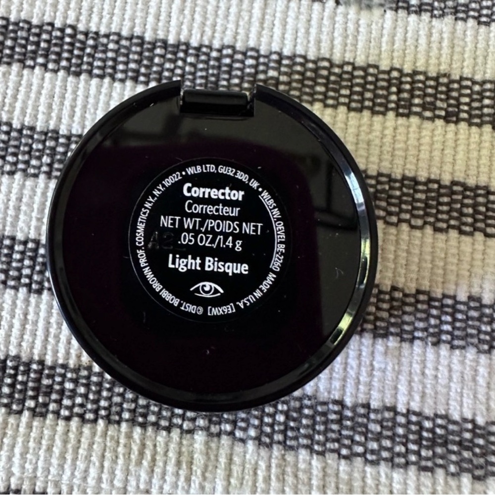 Bobbi Brown Corrector Compact - Picture 4 of 5